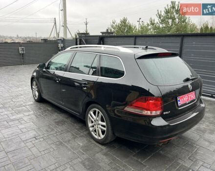 Черный Фольксваген Гольф, объемом двигателя 1.4 л и пробегом 243 тыс. км за 7950 $, фото 5 на Automoto.ua