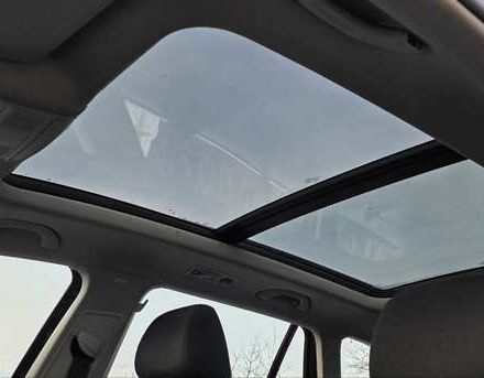 Черный Фольксваген Гольф, объемом двигателя 1.6 л и пробегом 183 тыс. км за 6100 $, фото 14 на Automoto.ua