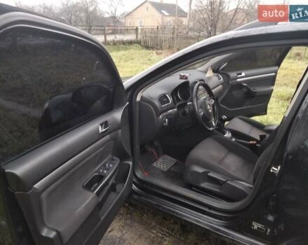 Чорний Фольксваген Гольф, об'ємом двигуна 1.6 л та пробігом 255 тис. км за 7000 $, фото 13 на Automoto.ua