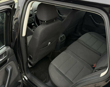 Черный Фольксваген Гольф, объемом двигателя 1.6 л и пробегом 238 тыс. км за 7850 $, фото 11 на Automoto.ua