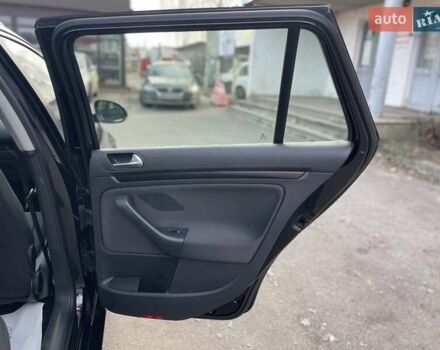 Чорний Фольксваген Гольф, об'ємом двигуна 1.6 л та пробігом 209 тис. км за 9500 $, фото 40 на Automoto.ua