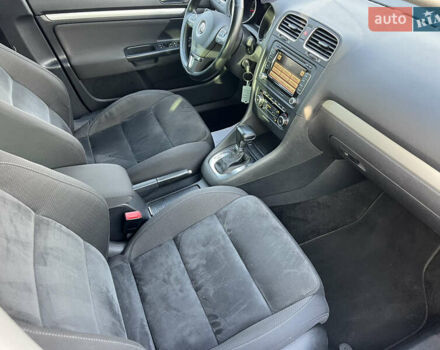 Черный Фольксваген Гольф, объемом двигателя 1.4 л и пробегом 243 тыс. км за 7950 $, фото 18 на Automoto.ua