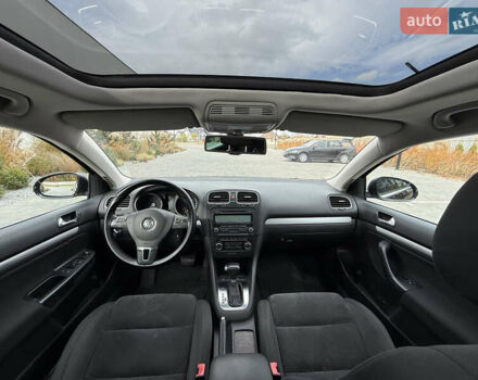 Черный Фольксваген Гольф, объемом двигателя 1.39 л и пробегом 233 тыс. км за 7600 $, фото 13 на Automoto.ua