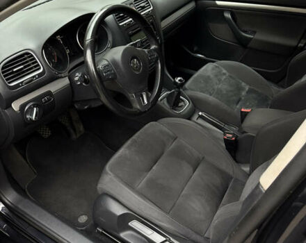 Чорний Фольксваген Гольф, об'ємом двигуна 1.39 л та пробігом 231 тис. км за 6500 $, фото 12 на Automoto.ua