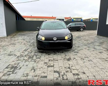 Черный Фольксваген Гольф, объемом двигателя 1.2 л и пробегом 217 тыс. км за 5500 $, фото 1 на Automoto.ua