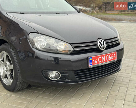 Черный Фольксваген Гольф, объемом двигателя 1.4 л и пробегом 195 тыс. км за 7800 $, фото 14 на Automoto.ua