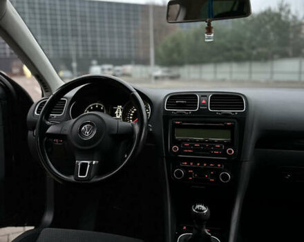 Чорний Фольксваген Гольф, об'ємом двигуна 1.4 л та пробігом 192 тис. км за 6400 $, фото 21 на Automoto.ua