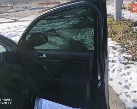 Черный Фольксваген Гольф, объемом двигателя 1.97 л и пробегом 330 тыс. км за 7300 $, фото 9 на Automoto.ua