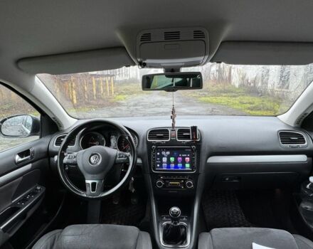 Черный Фольксваген Гольф, объемом двигателя 1.6 л и пробегом 243 тыс. км за 7300 $, фото 3 на Automoto.ua