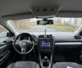 Черный Фольксваген Гольф, объемом двигателя 1.6 л и пробегом 243 тыс. км за 7300 $, фото 3 на Automoto.ua