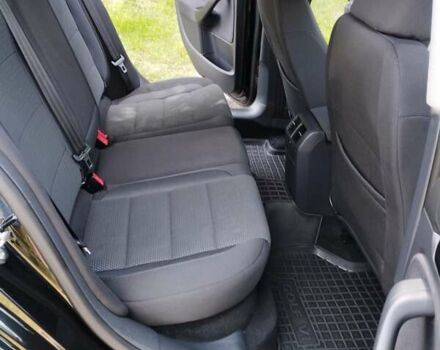 Черный Фольксваген Гольф, объемом двигателя 1.6 л и пробегом 254 тыс. км за 8000 $, фото 22 на Automoto.ua