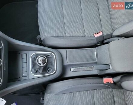 Черный Фольксваген Гольф, объемом двигателя 1.4 л и пробегом 199 тыс. км за 8000 $, фото 29 на Automoto.ua