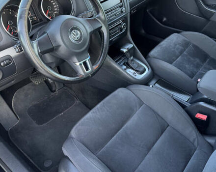 Черный Фольксваген Гольф, объемом двигателя 1.4 л и пробегом 239 тыс. км за 7150 $, фото 15 на Automoto.ua