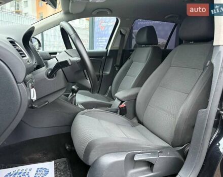 Черный Фольксваген Гольф, объемом двигателя 1.39 л и пробегом 228 тыс. км за 8200 $, фото 8 на Automoto.ua