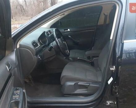 Черный Фольксваген Гольф, объемом двигателя 1.39 л и пробегом 240 тыс. км за 7800 $, фото 5 на Automoto.ua