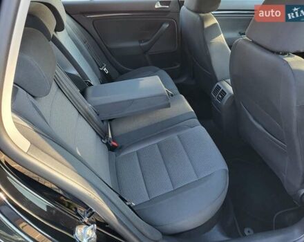 Черный Фольксваген Гольф, объемом двигателя 1.4 л и пробегом 199 тыс. км за 8000 $, фото 19 на Automoto.ua