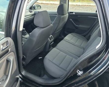 Черный Фольксваген Гольф, объемом двигателя 1.6 л и пробегом 182 тыс. км за 7200 $, фото 6 на Automoto.ua