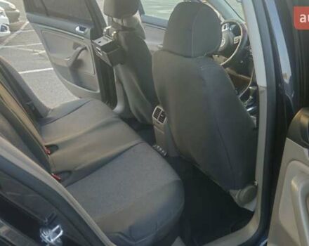 Черный Фольксваген Гольф, объемом двигателя 1.4 л и пробегом 287 тыс. км за 6900 $, фото 12 на Automoto.ua