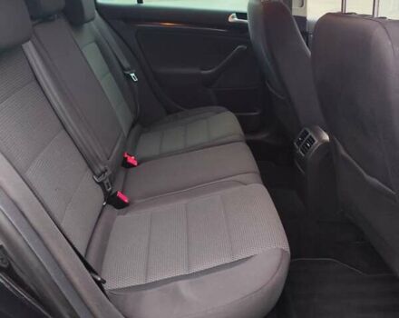 Черный Фольксваген Гольф, объемом двигателя 1.4 л и пробегом 205 тыс. км за 7800 $, фото 24 на Automoto.ua