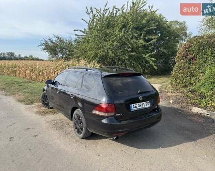 Черный Фольксваген Гольф, объемом двигателя 1.6 л и пробегом 263 тыс. км за 6990 $, фото 4 на Automoto.ua