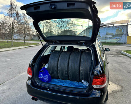 Черный Фольксваген Гольф, объемом двигателя 1.4 л и пробегом 200 тыс. км за 8600 $, фото 34 на Automoto.ua