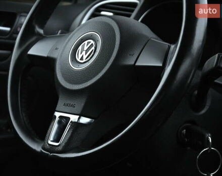 Черный Фольксваген Гольф, объемом двигателя 1.97 л и пробегом 275 тыс. км за 8850 $, фото 36 на Automoto.ua