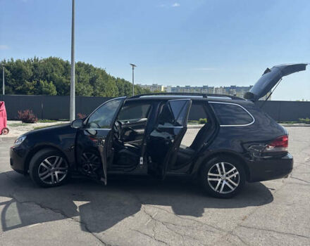 Черный Фольксваген Гольф, объемом двигателя 1.6 л и пробегом 300 тыс. км за 8200 $, фото 8 на Automoto.ua