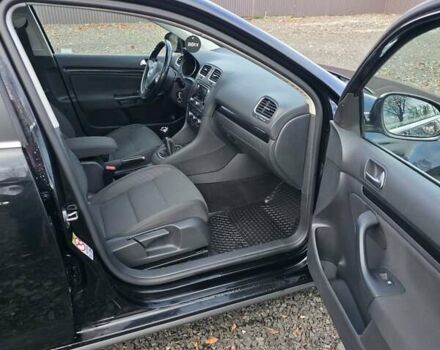 Черный Фольксваген Гольф, объемом двигателя 1.6 л и пробегом 182 тыс. км за 7200 $, фото 7 на Automoto.ua