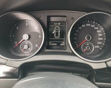 Черный Фольксваген Гольф, объемом двигателя 1.6 л и пробегом 254 тыс. км за 8000 $, фото 20 на Automoto.ua