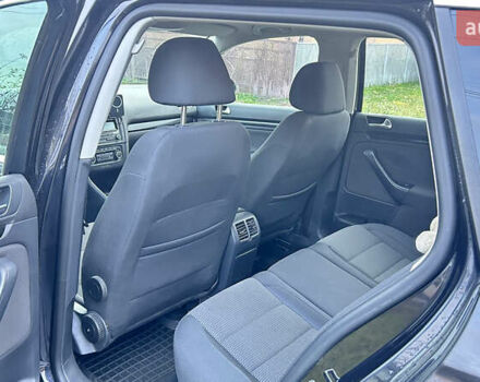 Черный Фольксваген Гольф, объемом двигателя 1.6 л и пробегом 247 тыс. км за 7800 $, фото 14 на Automoto.ua