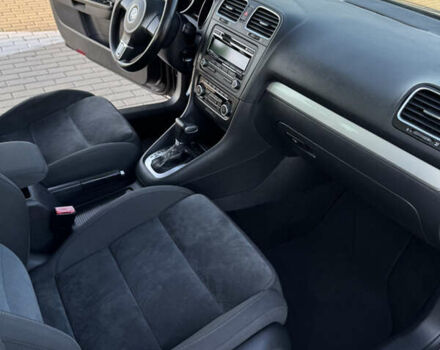 Черный Фольксваген Гольф, объемом двигателя 1.4 л и пробегом 239 тыс. км за 7150 $, фото 21 на Automoto.ua