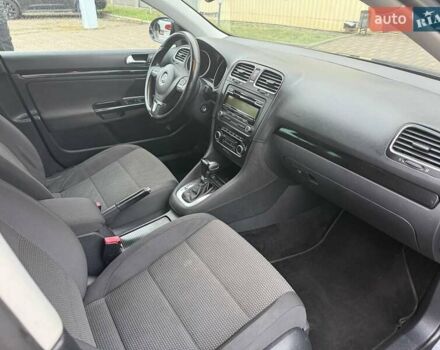 Черный Фольксваген Гольф, объемом двигателя 1.4 л и пробегом 213 тыс. км за 7850 $, фото 12 на Automoto.ua