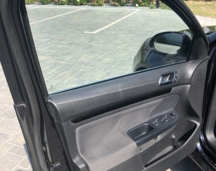 Черный Фольксваген Гольф, объемом двигателя 1.4 л и пробегом 280 тыс. км за 7600 $, фото 4 на Automoto.ua