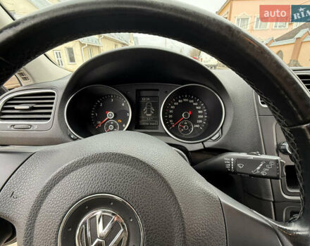 Черный Фольксваген Гольф, объемом двигателя 1.6 л и пробегом 238 тыс. км за 7850 $, фото 10 на Automoto.ua