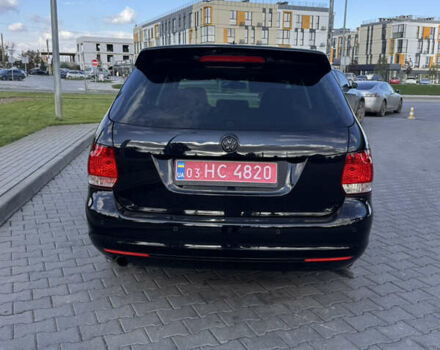 Черный Фольксваген Гольф, объемом двигателя 1.6 л и пробегом 235 тыс. км за 8800 $, фото 24 на Automoto.ua