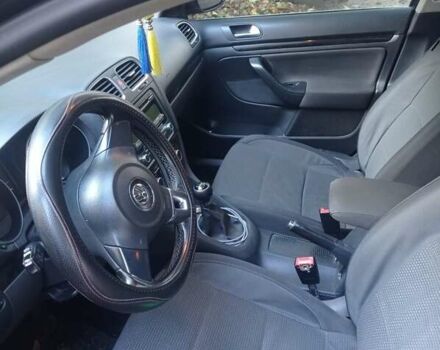 Черный Фольксваген Гольф, объемом двигателя 1.6 л и пробегом 283 тыс. км за 7200 $, фото 2 на Automoto.ua