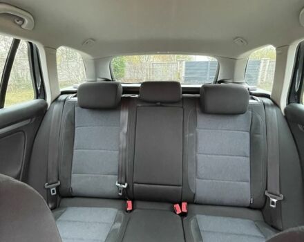 Черный Фольксваген Гольф, объемом двигателя 1.6 л и пробегом 225 тыс. км за 8250 $, фото 10 на Automoto.ua