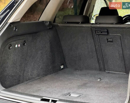 Чорний Фольксваген Гольф, об'ємом двигуна 2 л та пробігом 220 тис. км за 9699 $, фото 65 на Automoto.ua