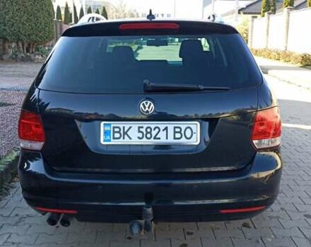 Черный Фольксваген Гольф, объемом двигателя 1.39 л и пробегом 220 тыс. км за 7850 $, фото 5 на Automoto.ua