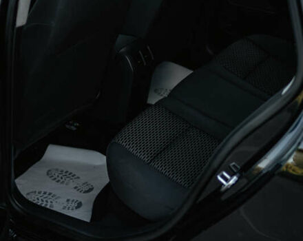 Чорний Фольксваген Гольф, об'ємом двигуна 1.6 л та пробігом 284 тис. км за 7500 $, фото 23 на Automoto.ua