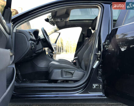 Черный Фольксваген Гольф, объемом двигателя 1.97 л и пробегом 250 тыс. км за 8800 $, фото 24 на Automoto.ua