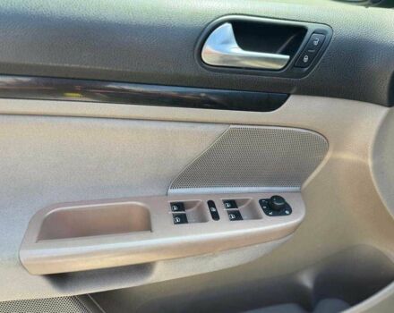 Чорний Фольксваген Гольф, об'ємом двигуна 1.6 л та пробігом 306 тис. км за 7500 $, фото 6 на Automoto.ua