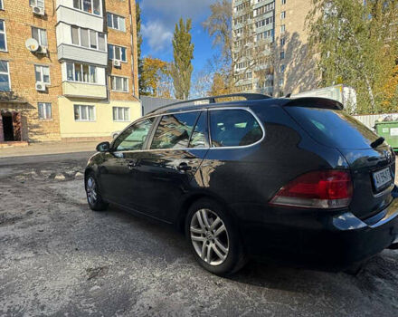 Черный Фольксваген Гольф, объемом двигателя 1.6 л и пробегом 240 тыс. км за 8300 $, фото 1 на Automoto.ua