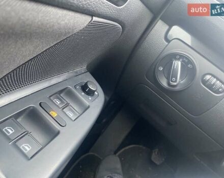 Чорний Фольксваген Гольф, об'ємом двигуна 1.4 л та пробігом 200 тис. км за 6200 $, фото 12 на Automoto.ua