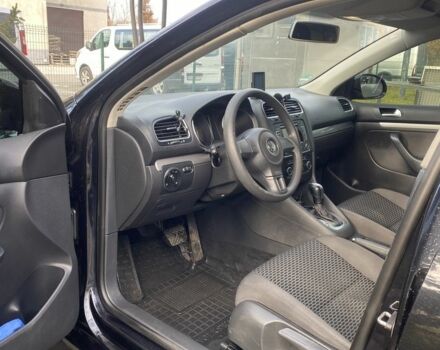 Чорний Фольксваген Гольф, об'ємом двигуна 1.6 л та пробігом 259 тис. км за 8400 $, фото 7 на Automoto.ua