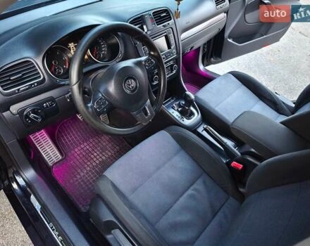 Черный Фольксваген Гольф, объемом двигателя 1.6 л и пробегом 408 тыс. км за 7600 $, фото 8 на Automoto.ua