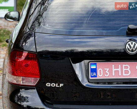 Чорний Фольксваген Гольф, об'ємом двигуна 2 л та пробігом 220 тис. км за 9699 $, фото 24 на Automoto.ua