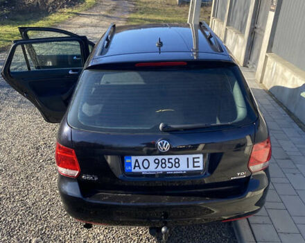 Черный Фольксваген Гольф, объемом двигателя 1.6 л и пробегом 200 тыс. км за 8200 $, фото 4 на Automoto.ua