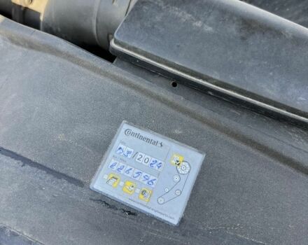 Черный Фольксваген Гольф, объемом двигателя 1.6 л и пробегом 250 тыс. км за 7300 $, фото 5 на Automoto.ua