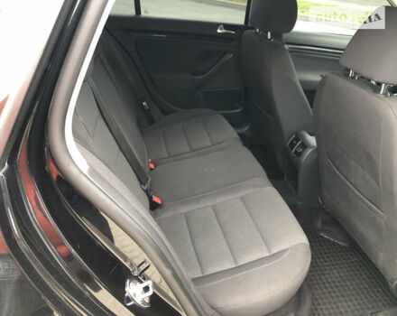 Черный Фольксваген Гольф, объемом двигателя 1.4 л и пробегом 198 тыс. км за 7750 $, фото 1 на Automoto.ua